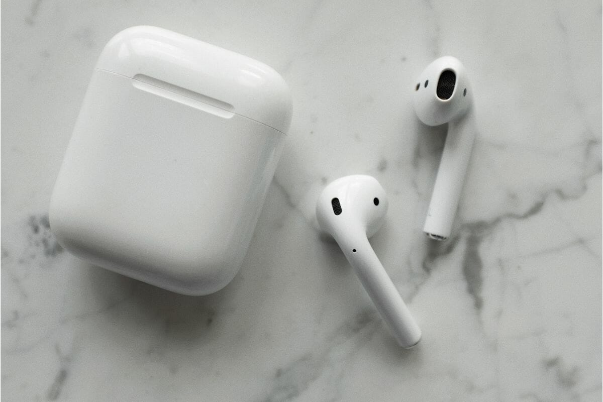 How To Stop AirPods From Reading Messages