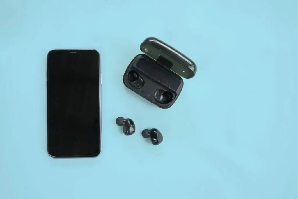 How Do Wireless Earbuds Work?