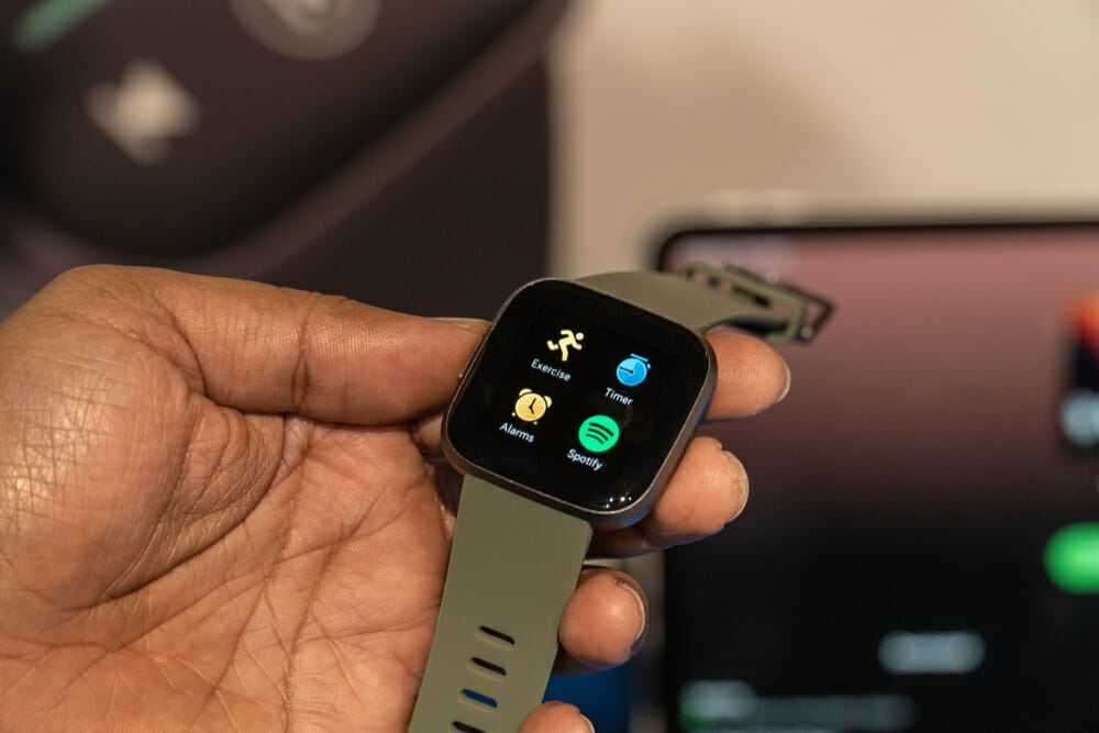 How To Setup Fitbit Versa 2 To Work With Your Phone