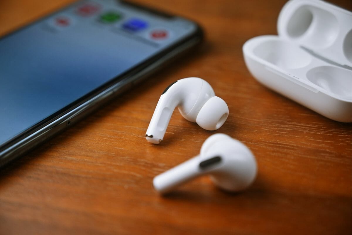 why-won-t-my-airpods-connect