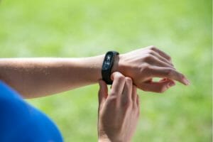 restart fitbit charge 4