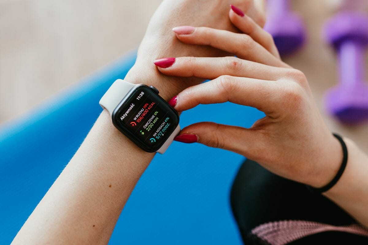 18 Of The Best Smartwatches With A Blood Pressure Monitor